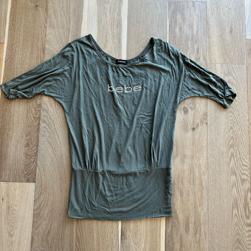 Bebe vintage oversized cotton rhinestone logo top back open long top green s